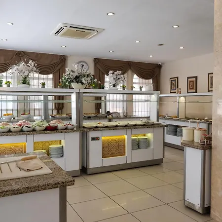 Hotel Kandelor 4*