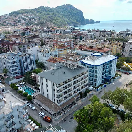 Kandelor Hotel